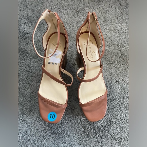 NWOT Jessica Simpson Saveria Brown Pleather Chunky Myscene Platform Heels Size10 - Picture 3 of 7